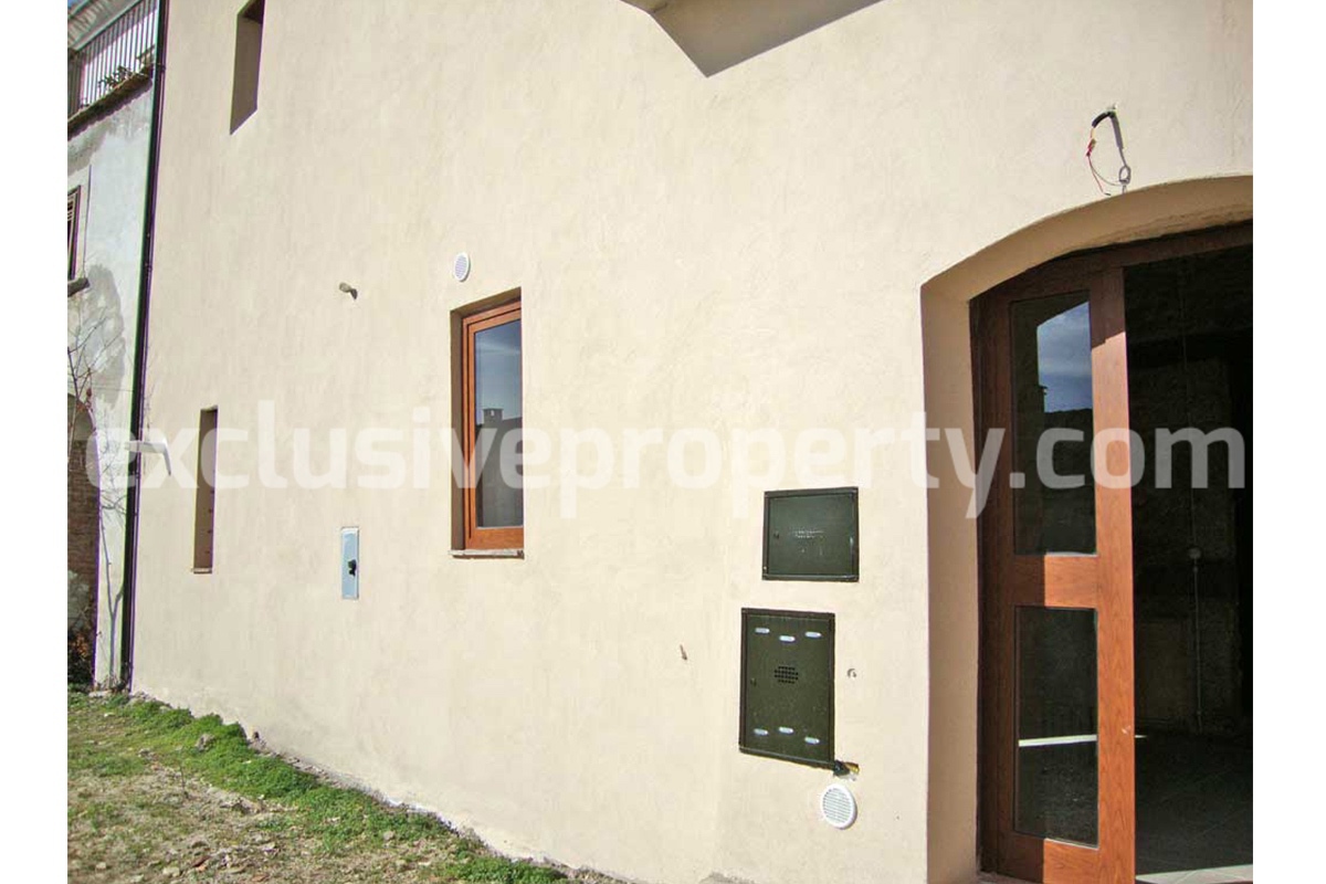 Apartment with stone interiors - renovated - habitable for sale in Molise 15