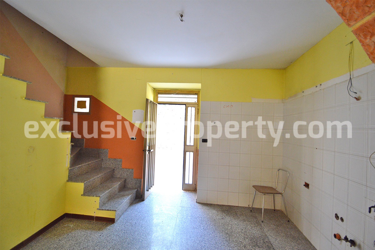Town house with courtyard for sale in Molise - Mafalda