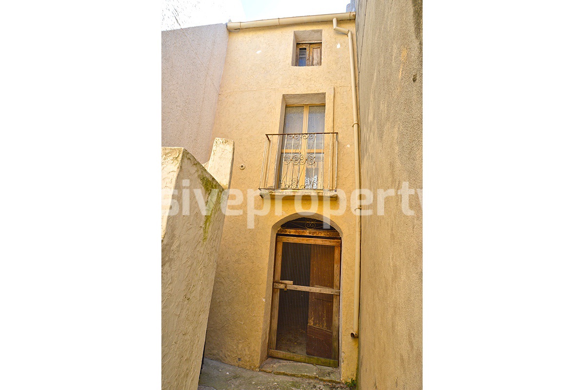Two independent properties of the old town of Mafalda - Molise