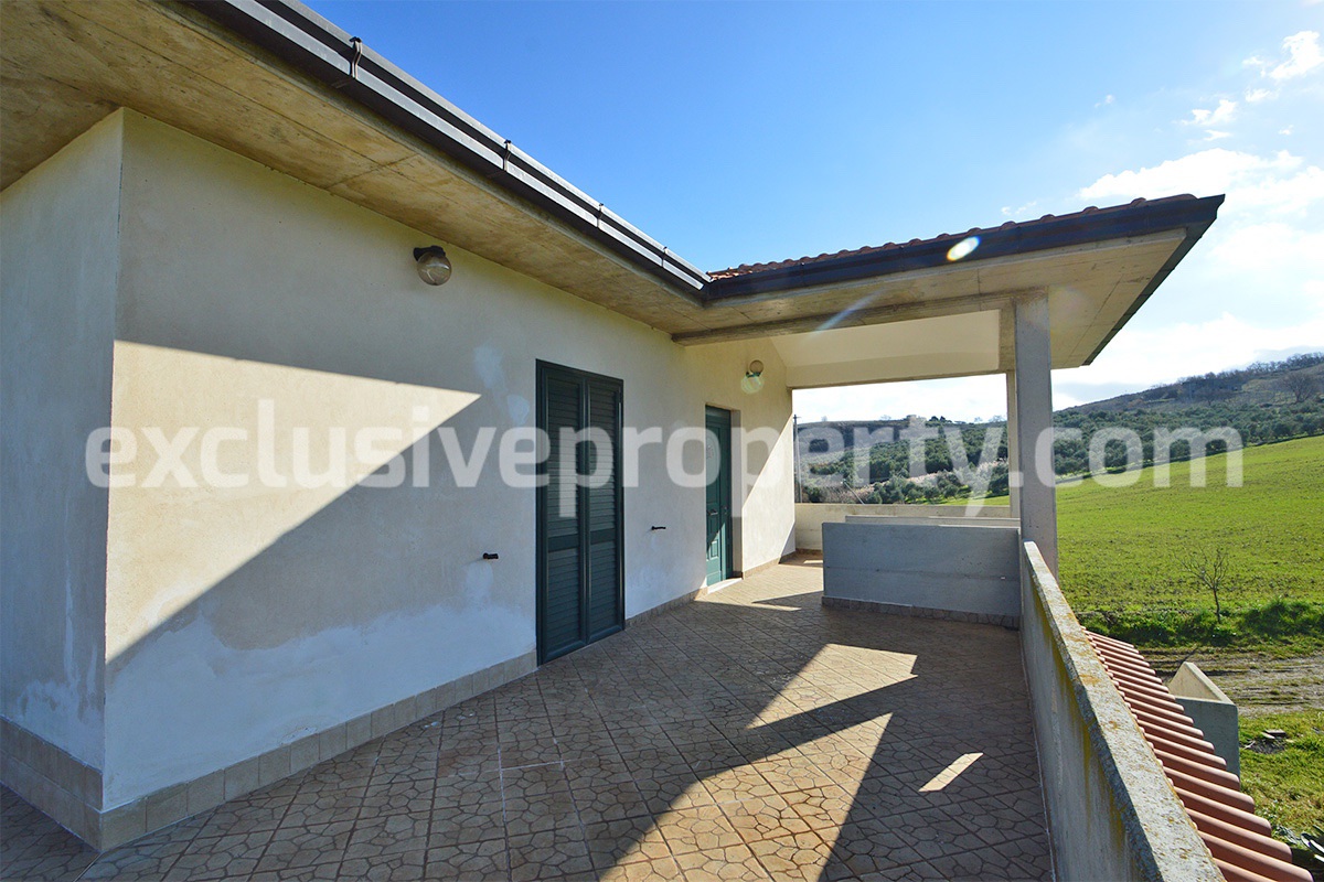 House with land and porch with sea view for sale in Italy Region Molise