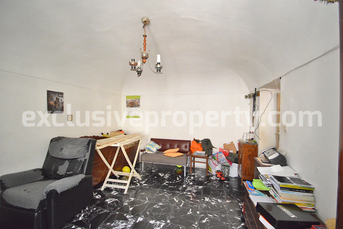 House with terrace and garage for sale in Italy Molise Region Village Mafalda 9