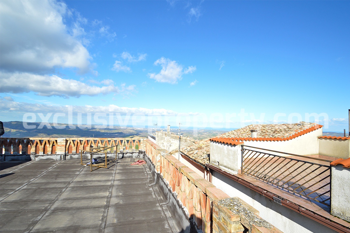House with terrace panoramic views of the coast for sale in Mafalda Molise Italy 3