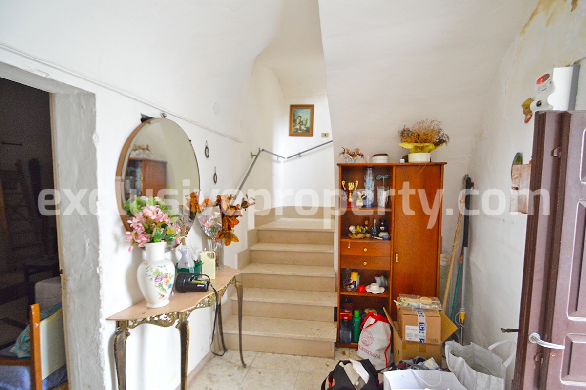 Spacious house with sea view and building garden for sale in Mafalda - Molise 10