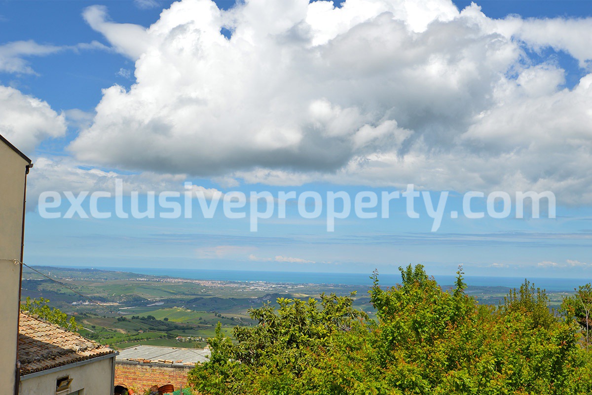 Spacious house with sea view and building garden for sale in Mafalda - Molise 31