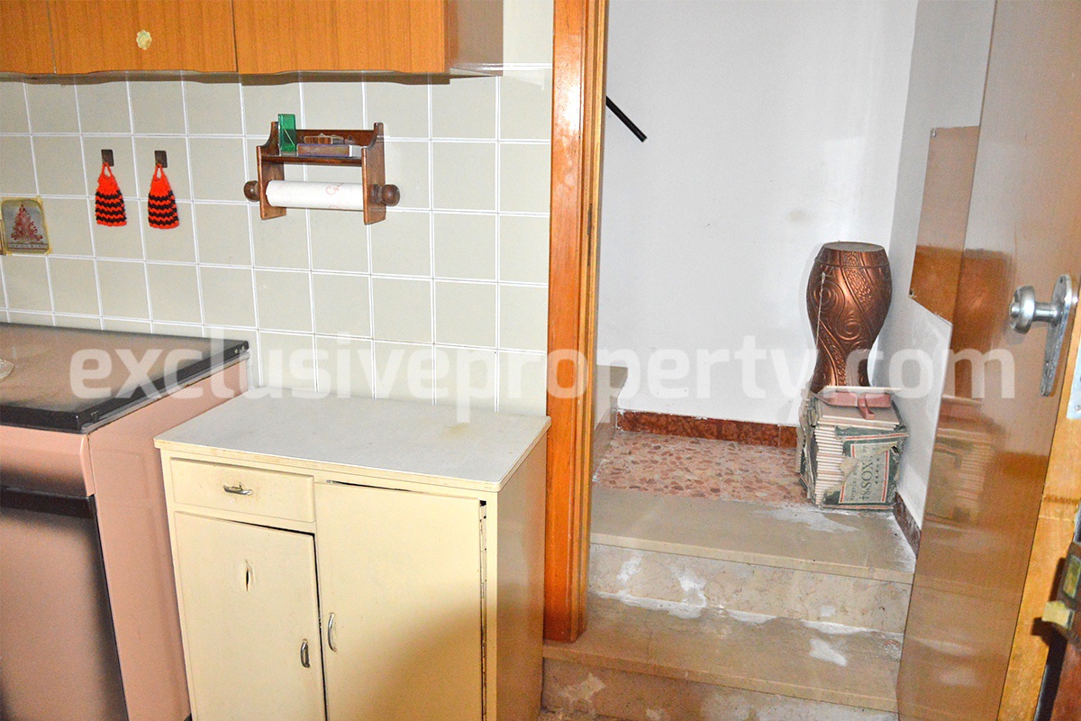 Town house with panoramic view for sale in Mafalda - Molise 10