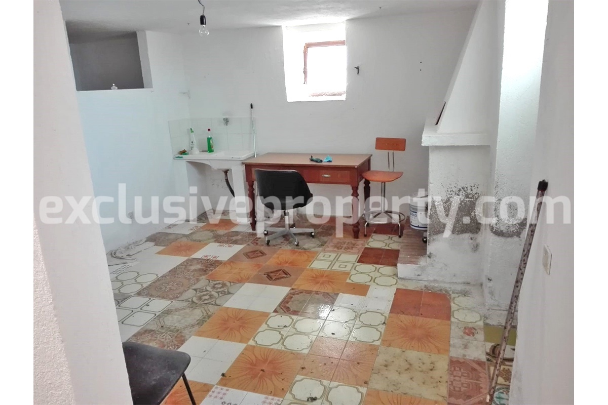 Property with garden for sale in Molise hills 25 km from Termoli and the coast Italy