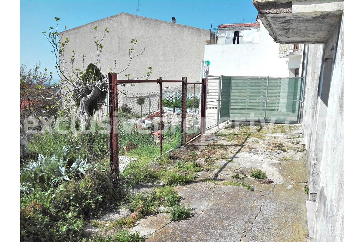 Property with garden for sale in Molise hills 25 km from Termoli and the coast Italy 32