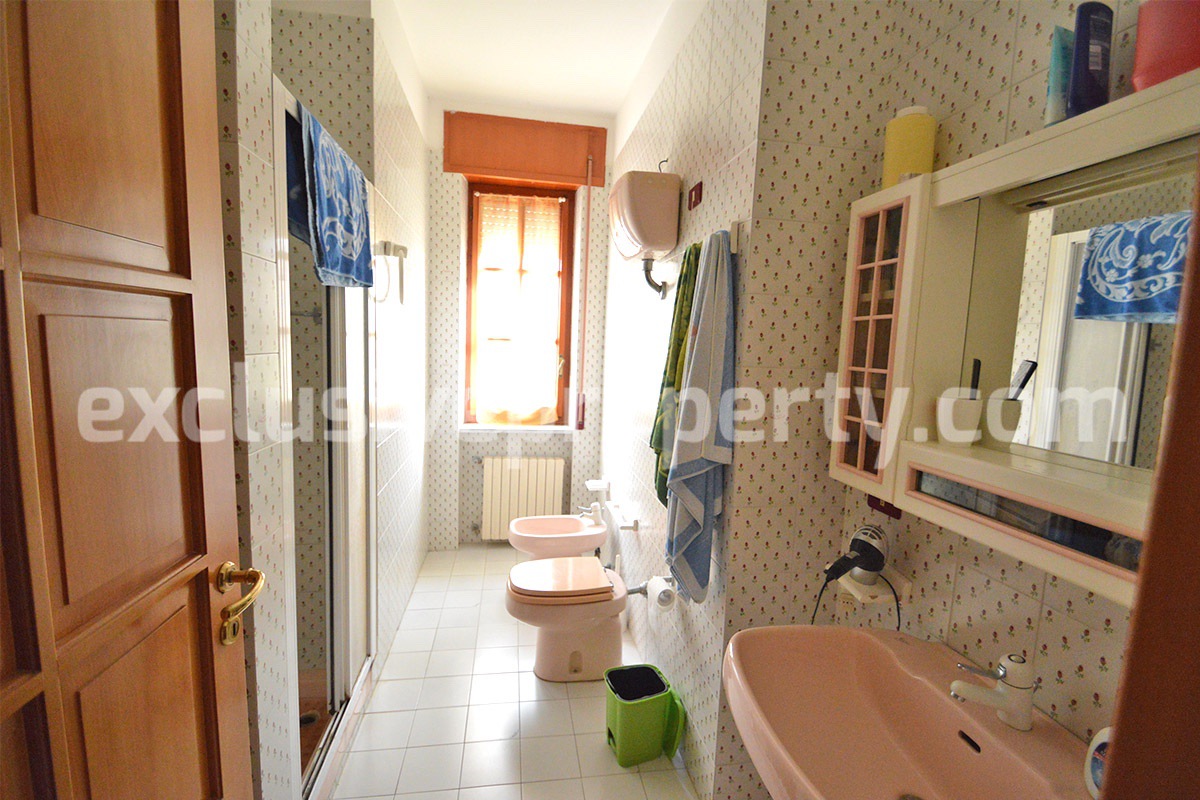 Independent house surrounded by greenery for sale Montenero di Bisaccia Molise