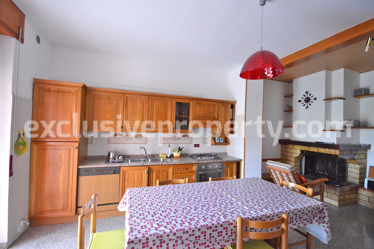 Independent house surrounded by greenery for sale Montenero di Bisaccia Molise