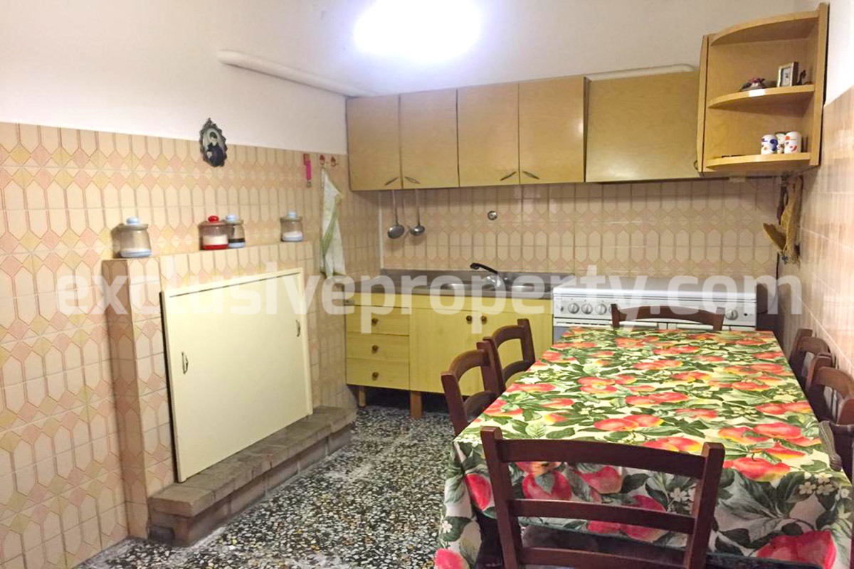 Habitable house for sale in Montenero di Bisaccia 10 min by car from the beach 7