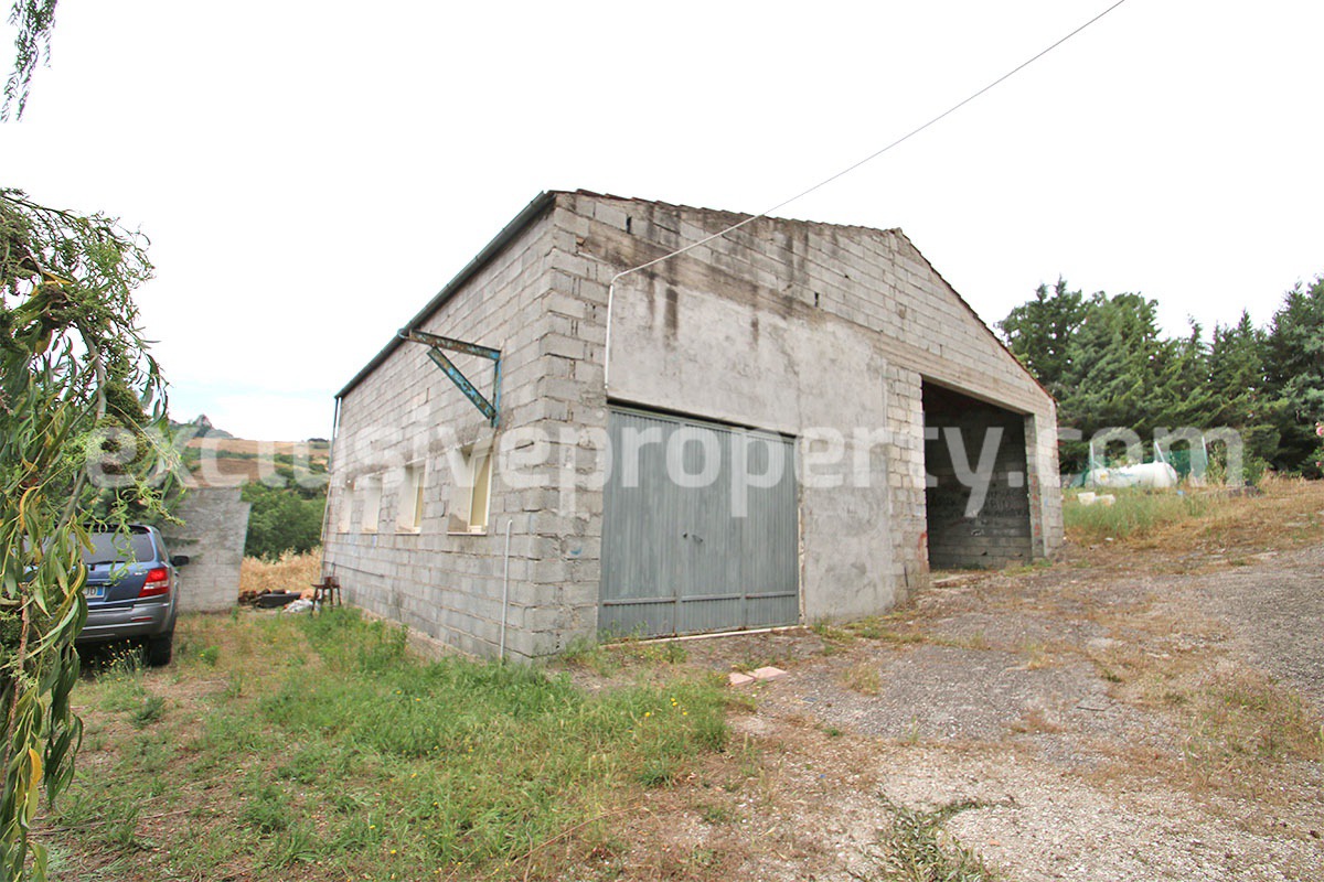 House with cottage and barn for sale in Italy Molise - Trivento