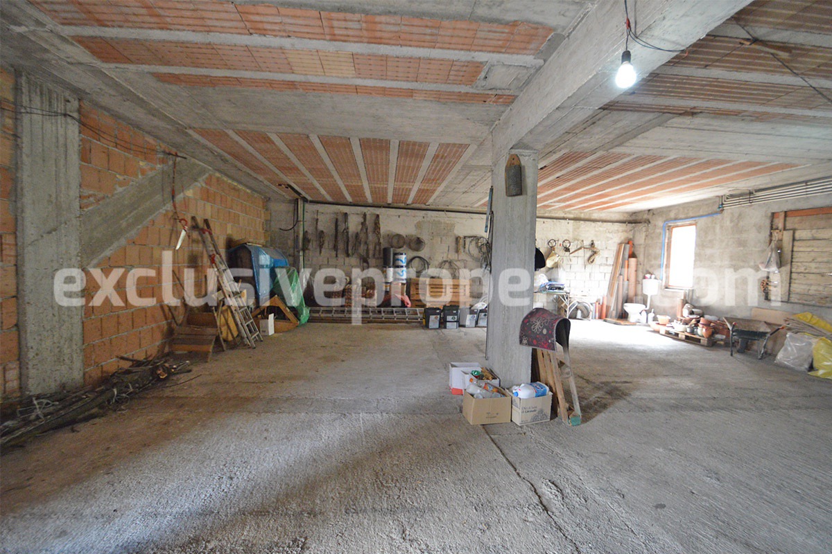 Detached house built completely with reinforced concrete for sale in Italy 12