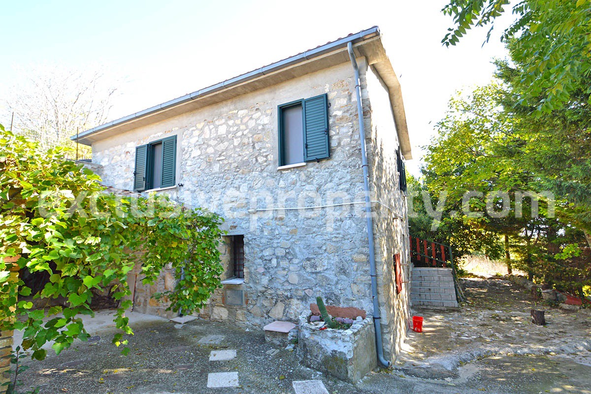 Stone country house with basement and ancient stone cave in Molise Italy
