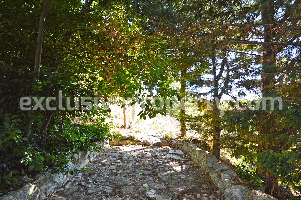 Stone country house with basement and ancient stone cave in Molise Italy 4