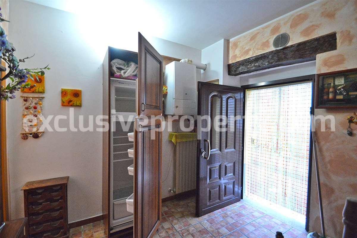 Renovated town house with two separate entrances for sale in Molise 3
