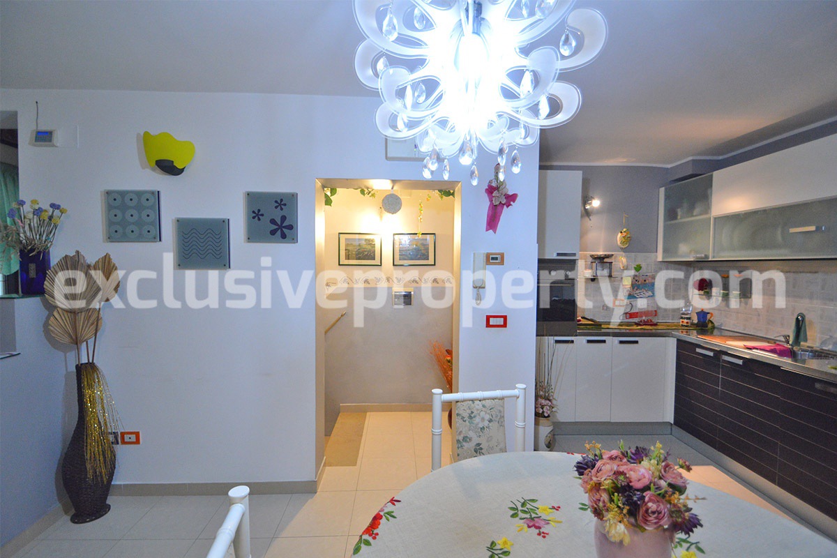 Renovated town house with two separate entrances for sale in Molise 14