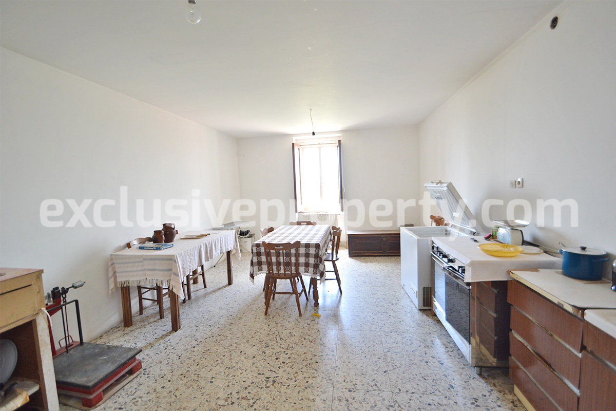 Spacious house with garage for sale in the Molise Region Italy 2
