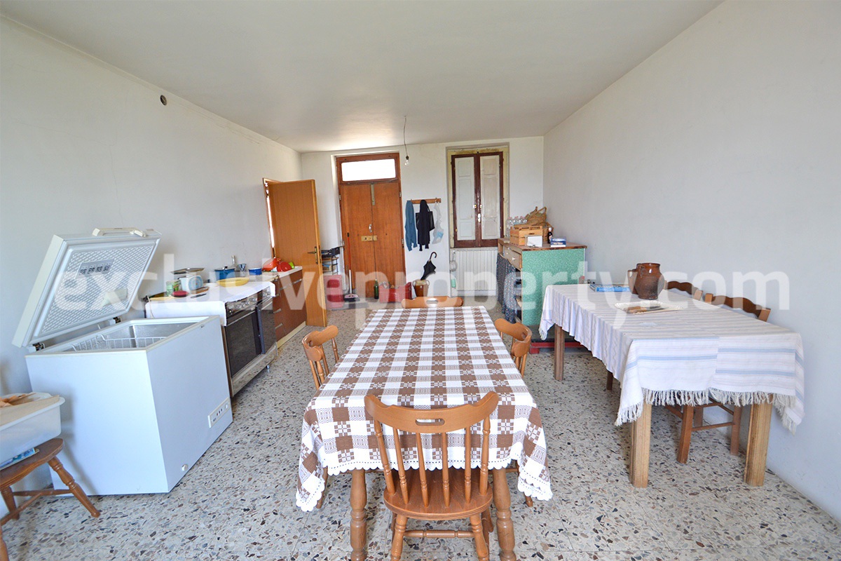 Spacious house with garage for sale in the Molise Region Italy 3