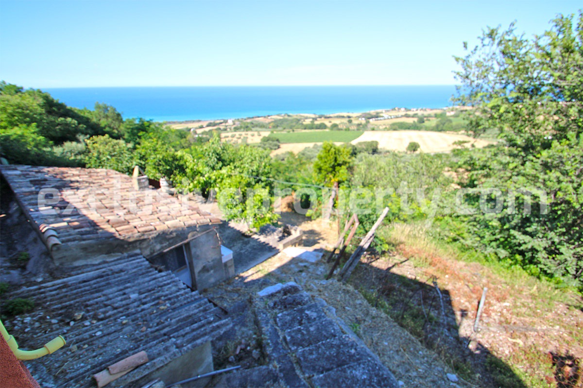 House with visual Tremiti Islands the hills and the sea for sale in Italy Molise 3