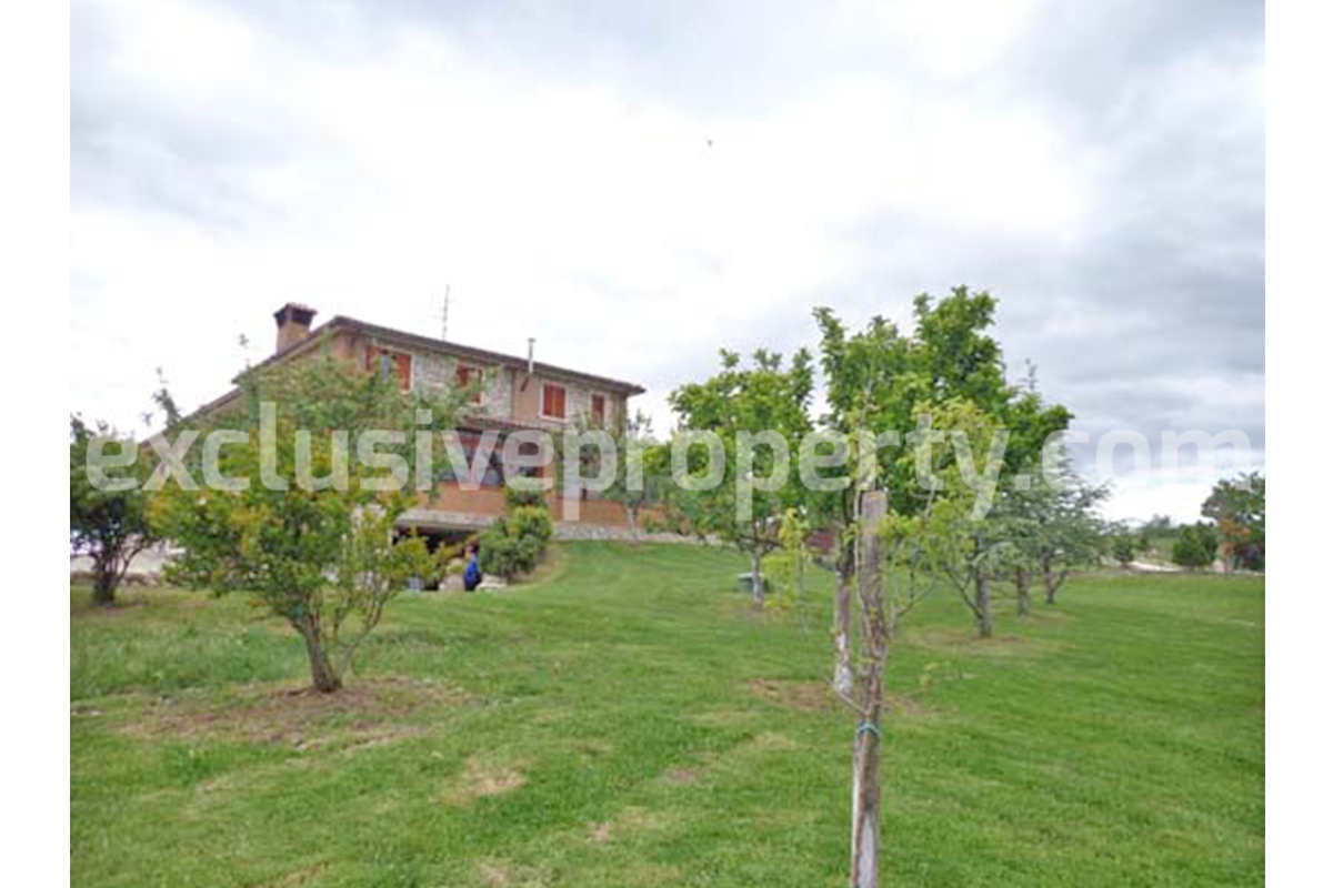 Amazing accommodation property for sale ready for business in Molise