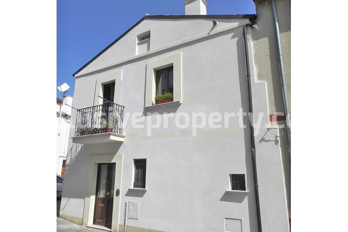 House in excellent condition renovated for sale in Molise Campobasso 1