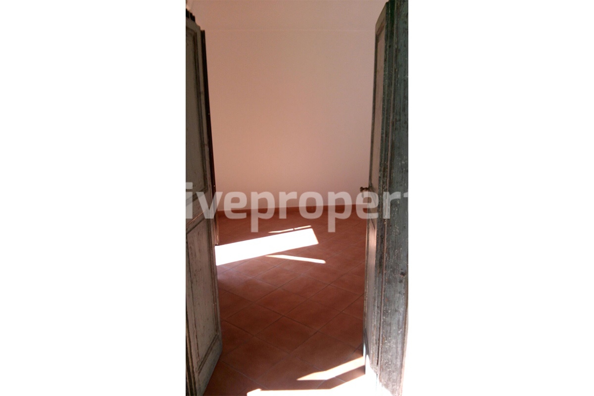 House in excellent condition renovated for sale in Molise Campobasso 18