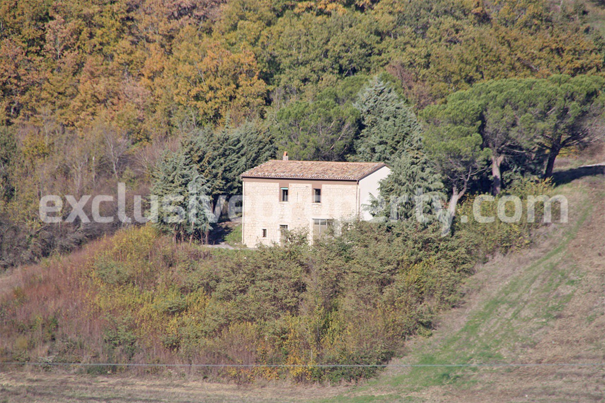 Habitable stone house for sale in Sant Angelo Limosano - Molise