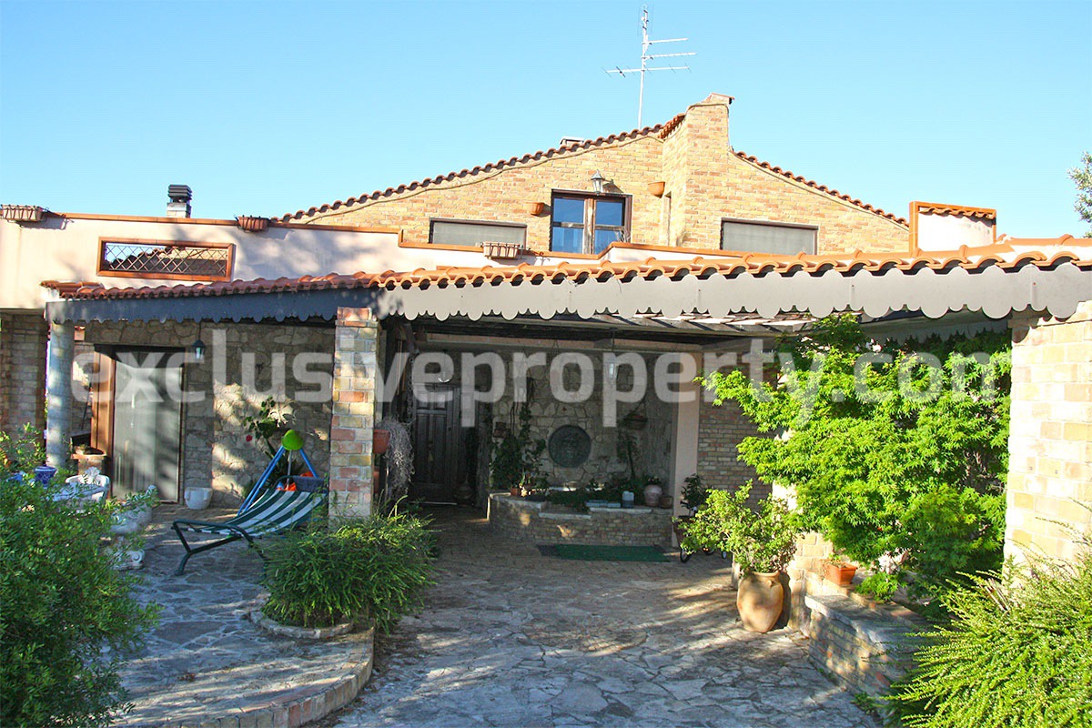 Luxury villa in brick habitable with sea view for sale in Termoli Molise Italy 2