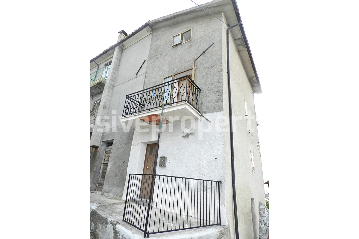 Semi-detached house habitable and very characteristic for sale in Abruzzo 10
