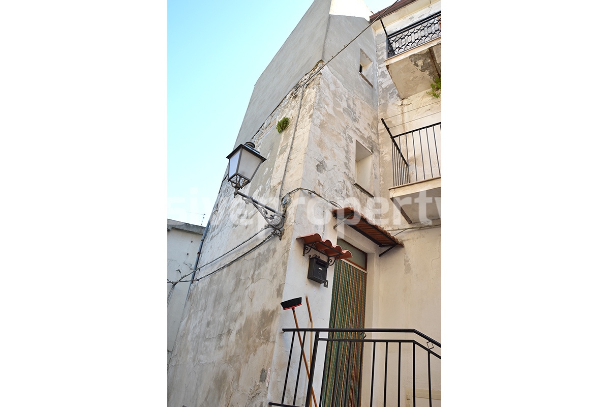 Habitable house for sale in the ancient village of Gissi - Chieti - Abruzzo 1