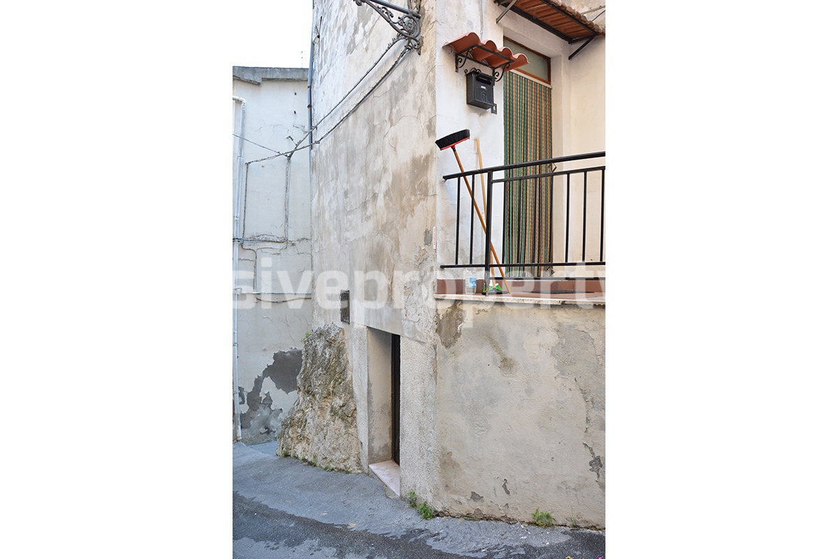 Habitable house for sale in the ancient village of Gissi - Chieti - Abruzzo