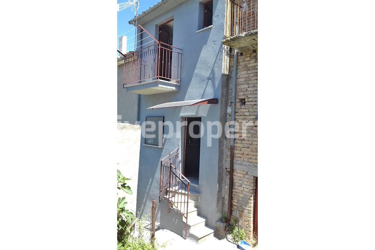 Town house totally renovated with a garden of about 40 sq m for sale in Abruzzo 18