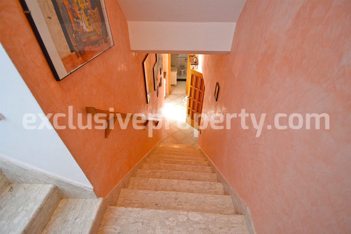 Two-storey town house in excellent condition for sale in Gissi - Abruzzo