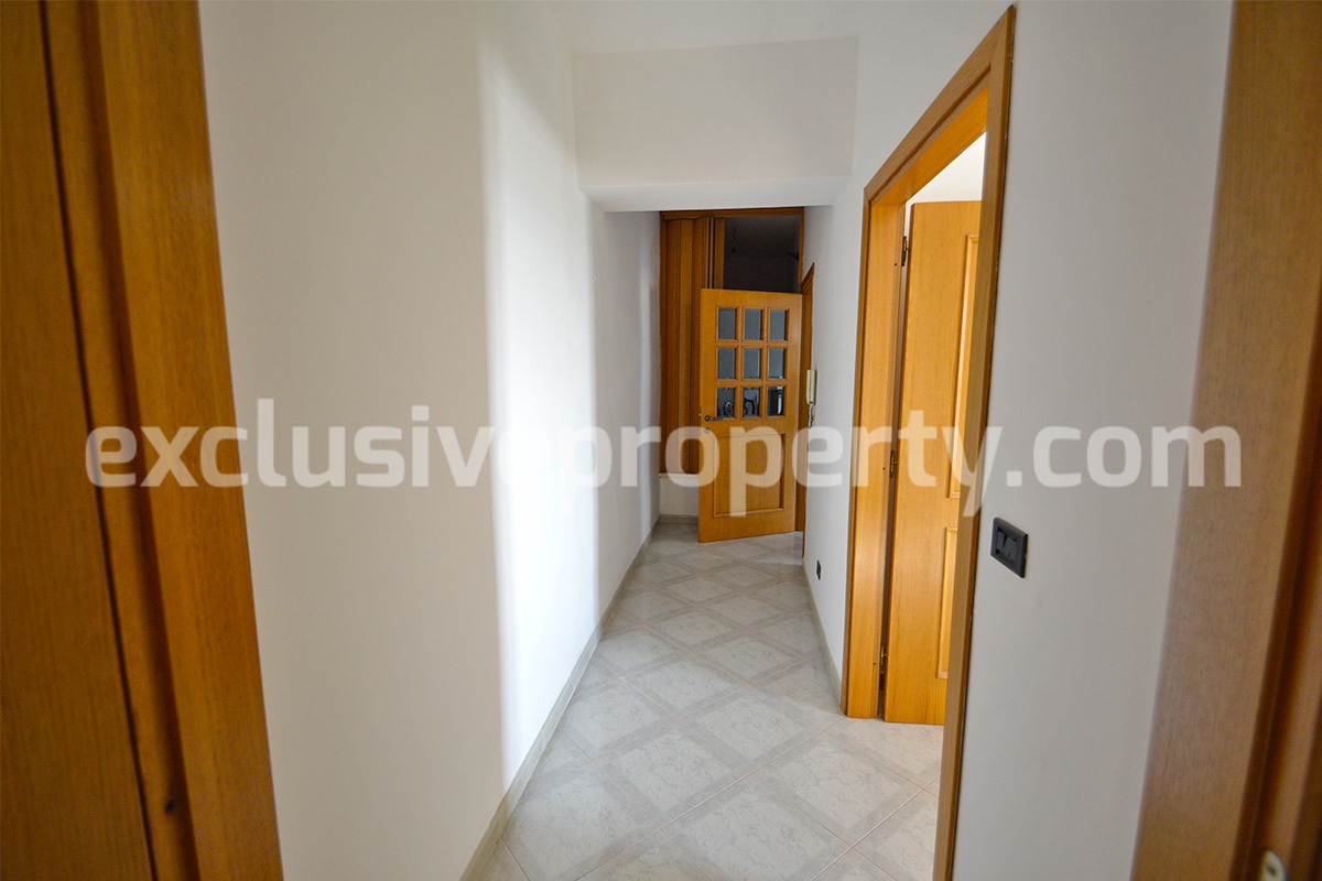 Two-storey town house in excellent condition for sale in Gissi - Abruzzo