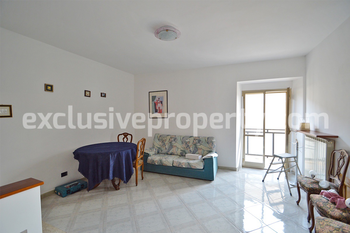 Two-storey town house in excellent condition for sale in Gissi - Abruzzo