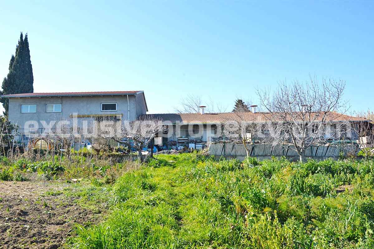 Big country house with land with sea view for sale in San Salvo - Abruzzo