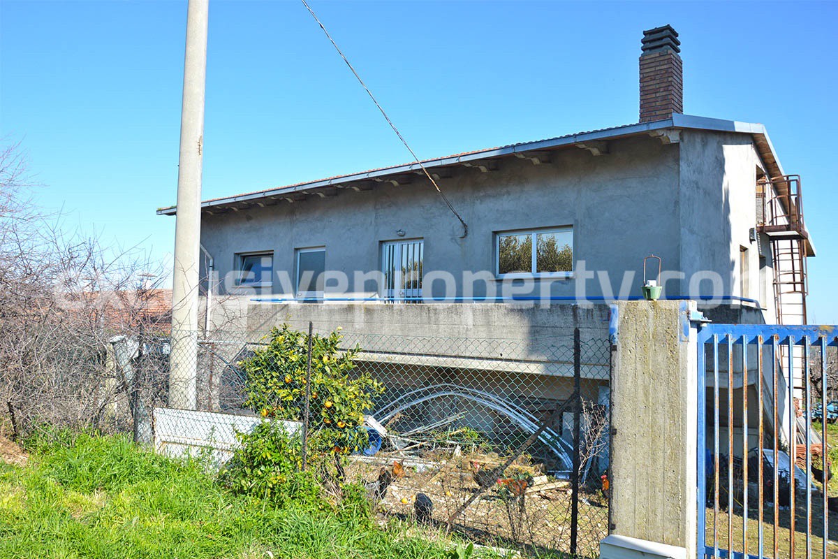 Big country house with land with sea view for sale in San Salvo - Abruzzo