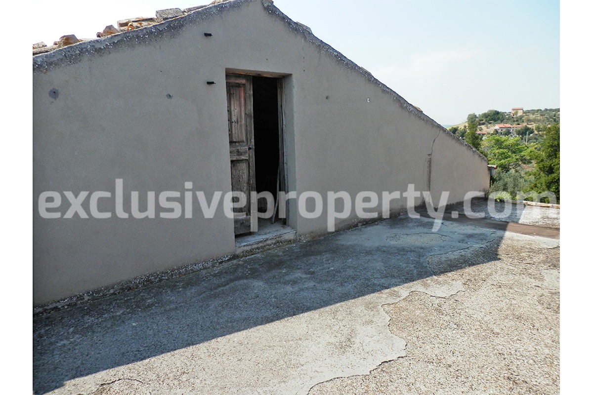 Semi-detached house with garden for sale not far from Trabocchi and Adriatic Sea 5