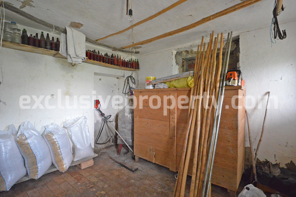 Character country house in stone for sale in Abruzzo 13