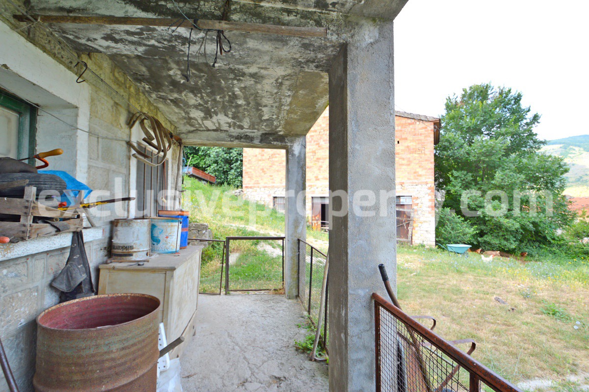 Character country house in stone for sale in Abruzzo 16