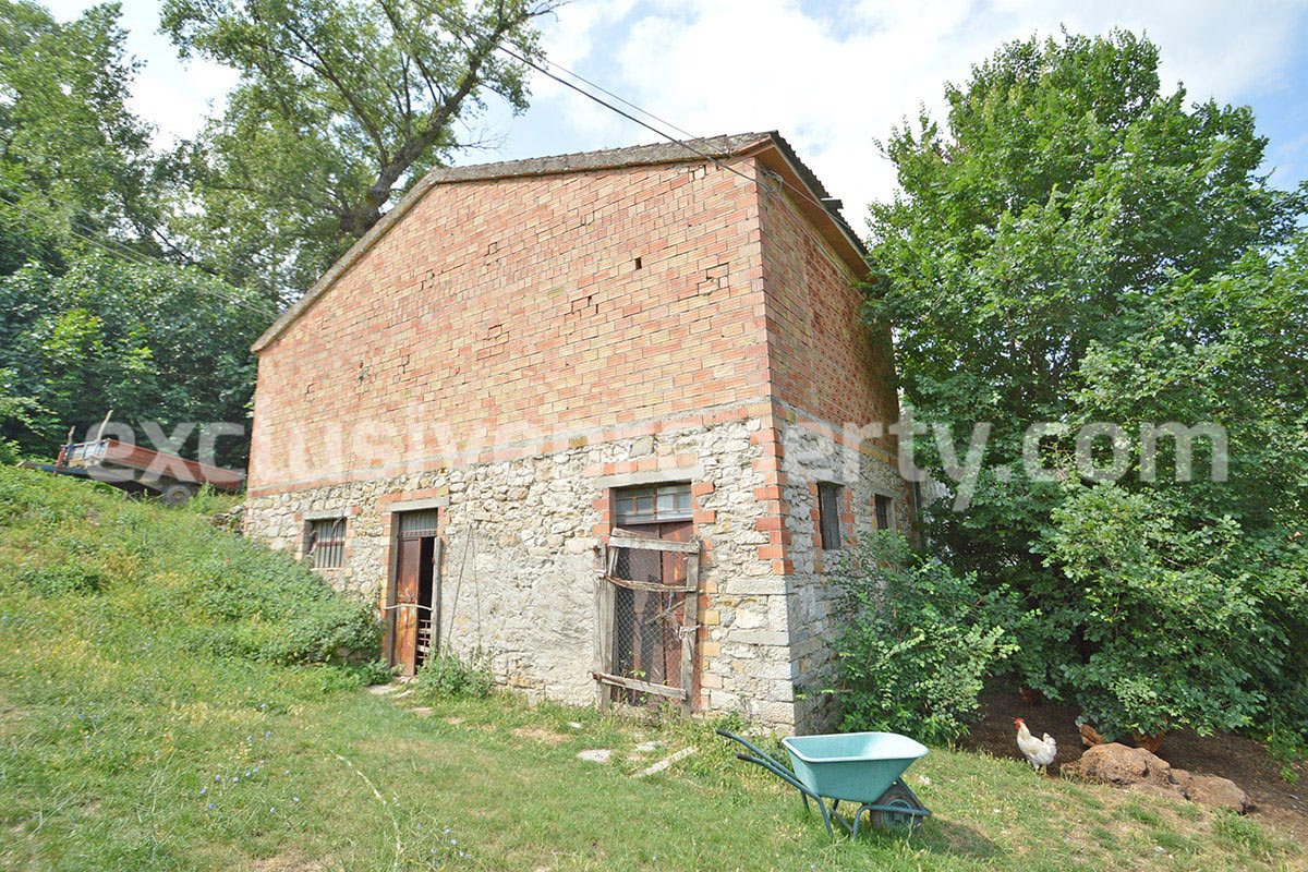 Character country house in stone for sale in Abruzzo 22