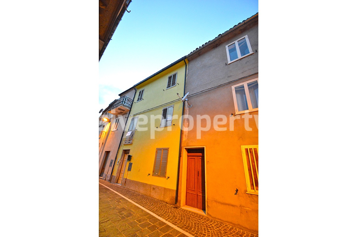 Buy Italian House in Fraine - Abruzzo - Italy
