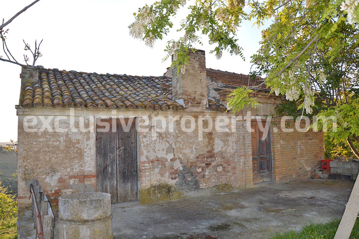 Rustic brick house for sale in Torino di Sangro - Chieti - Abruzzo 5