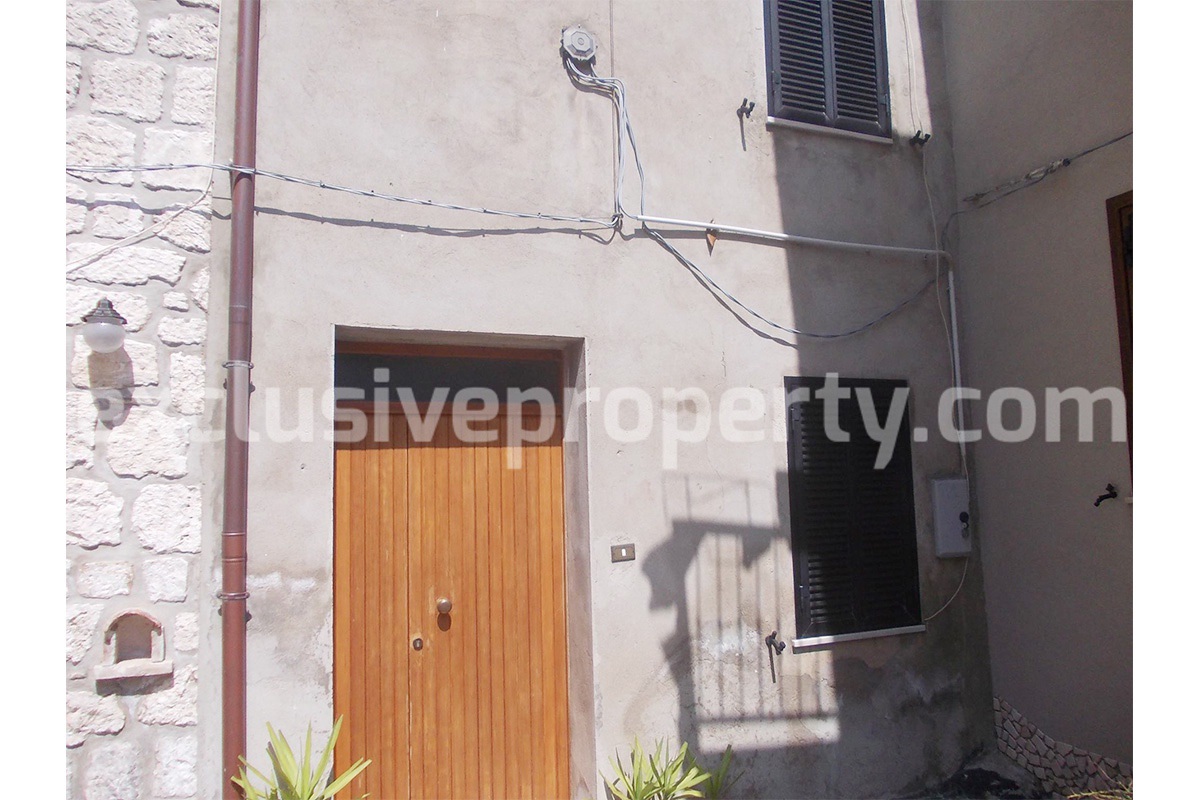 Renovated town house two bedrooms for sale in Lentella Abruzzo 9