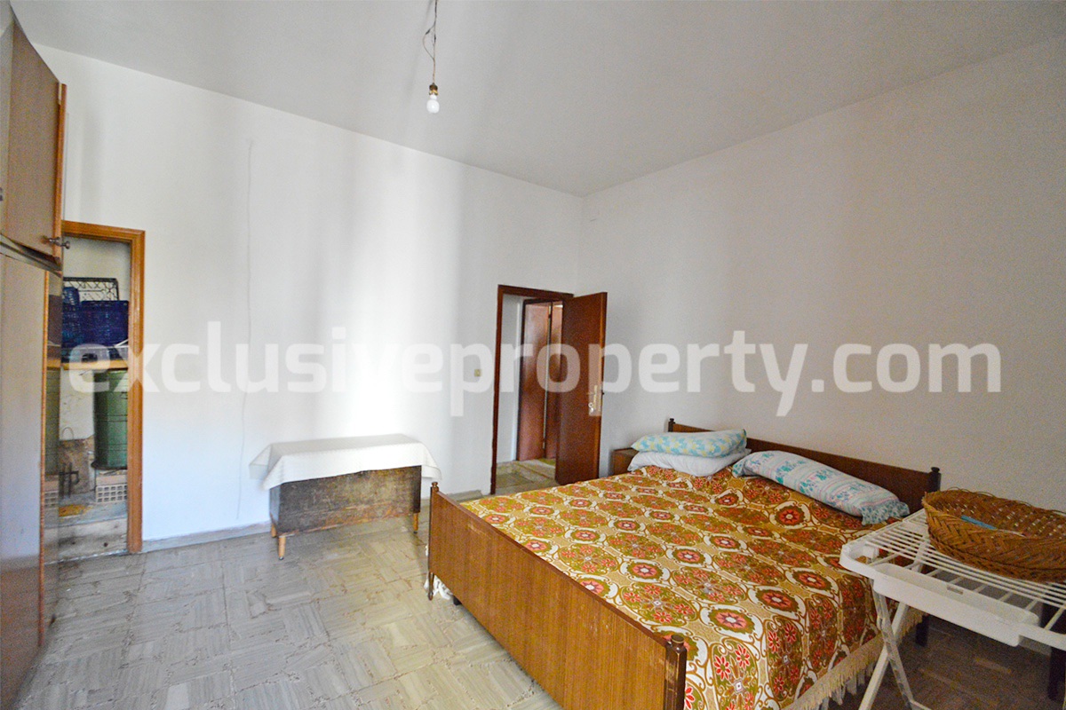 House in good condition for sale in Abruzzo Italy 8