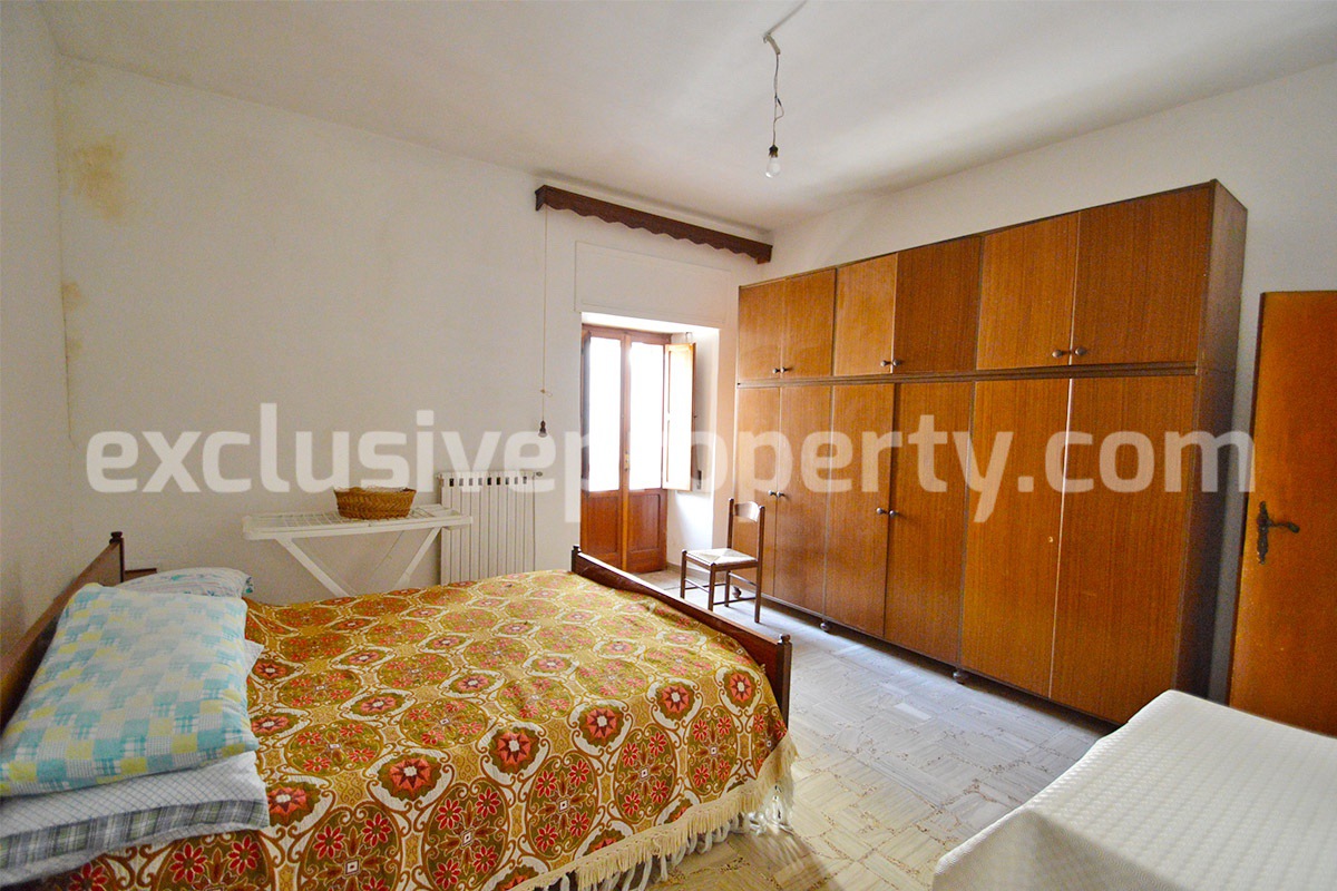House in good condition for sale in Abruzzo Italy 9