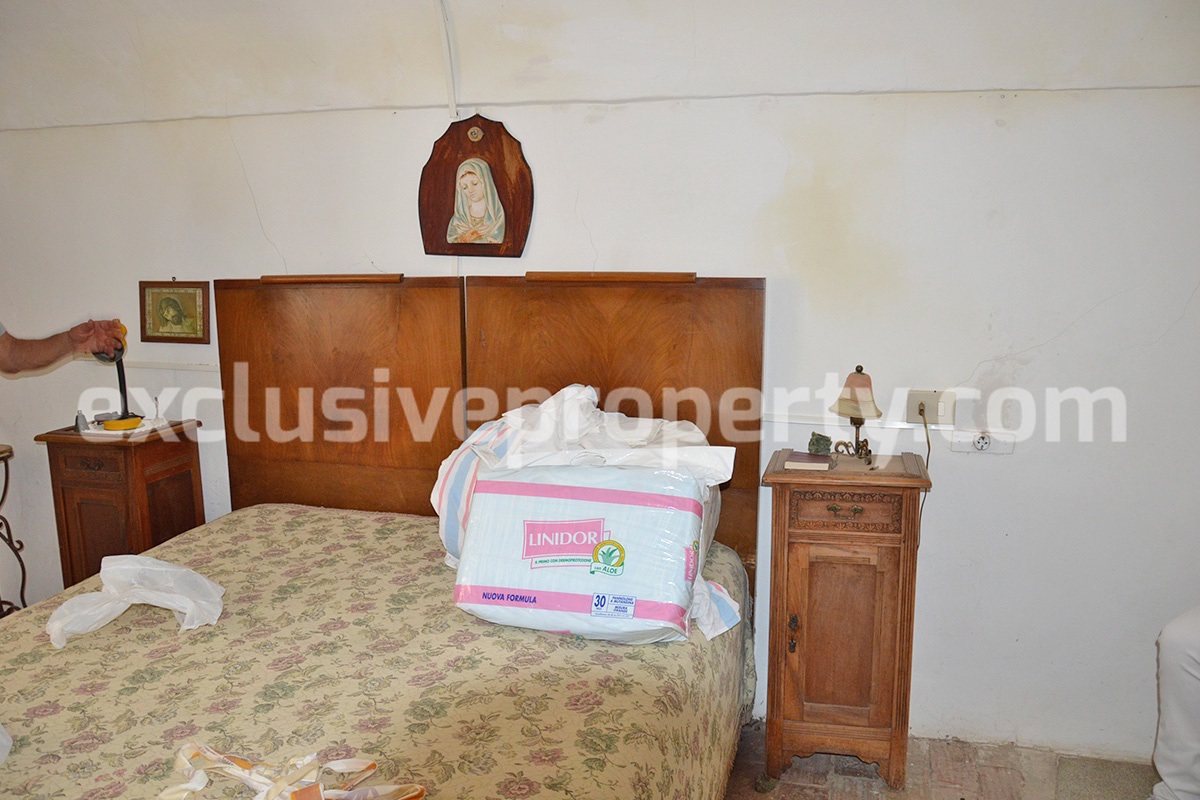 Habitable town house for sale in Casalanguida - Abruzzo