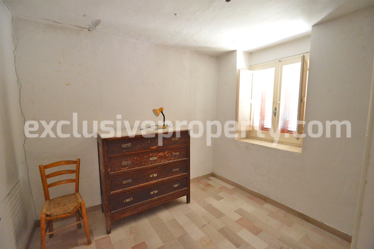 House with garden for sale in Tornareccio - a town called the Queen of Honey