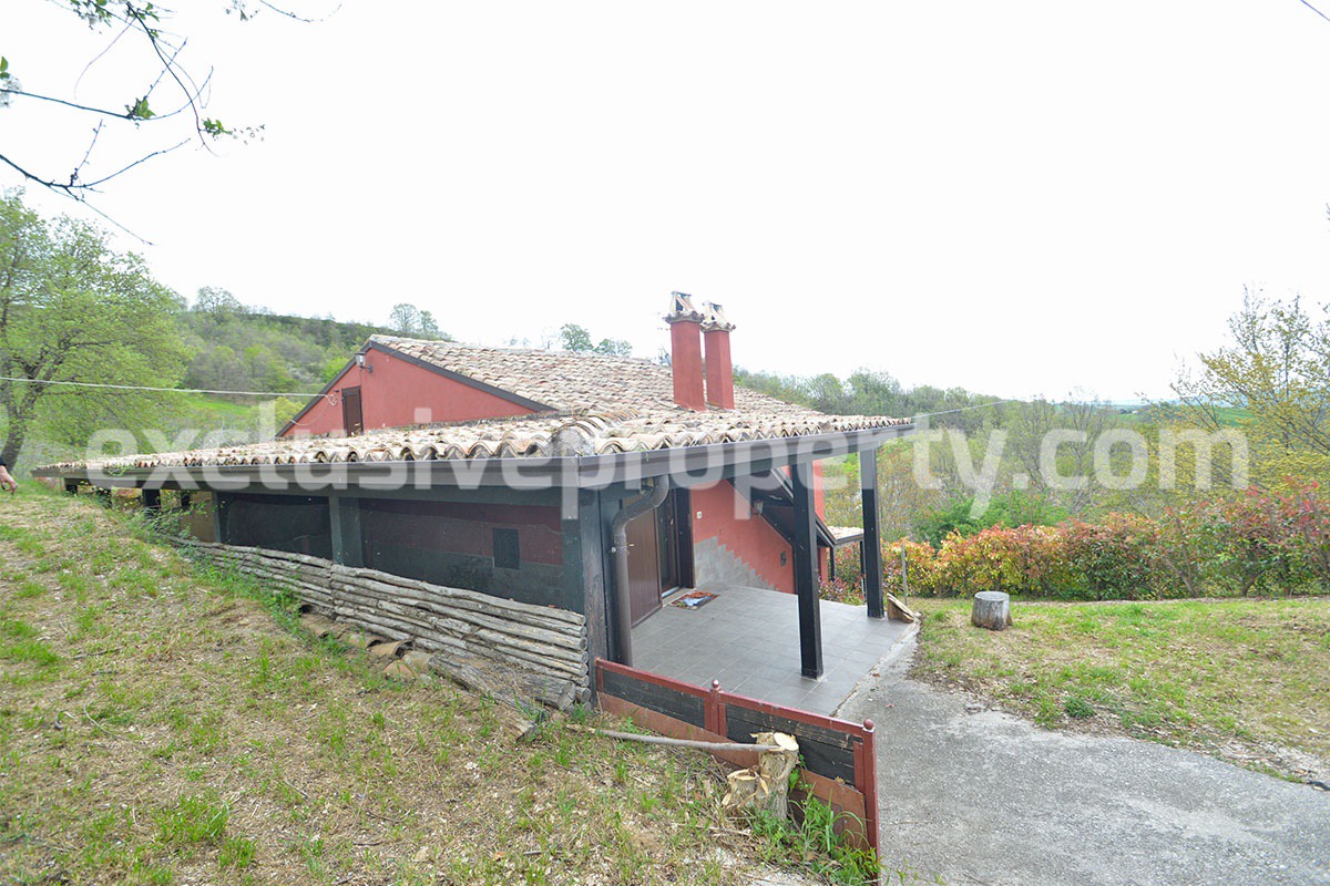 Farm house rustic and elegant taste for sale in Molise - Italy 3