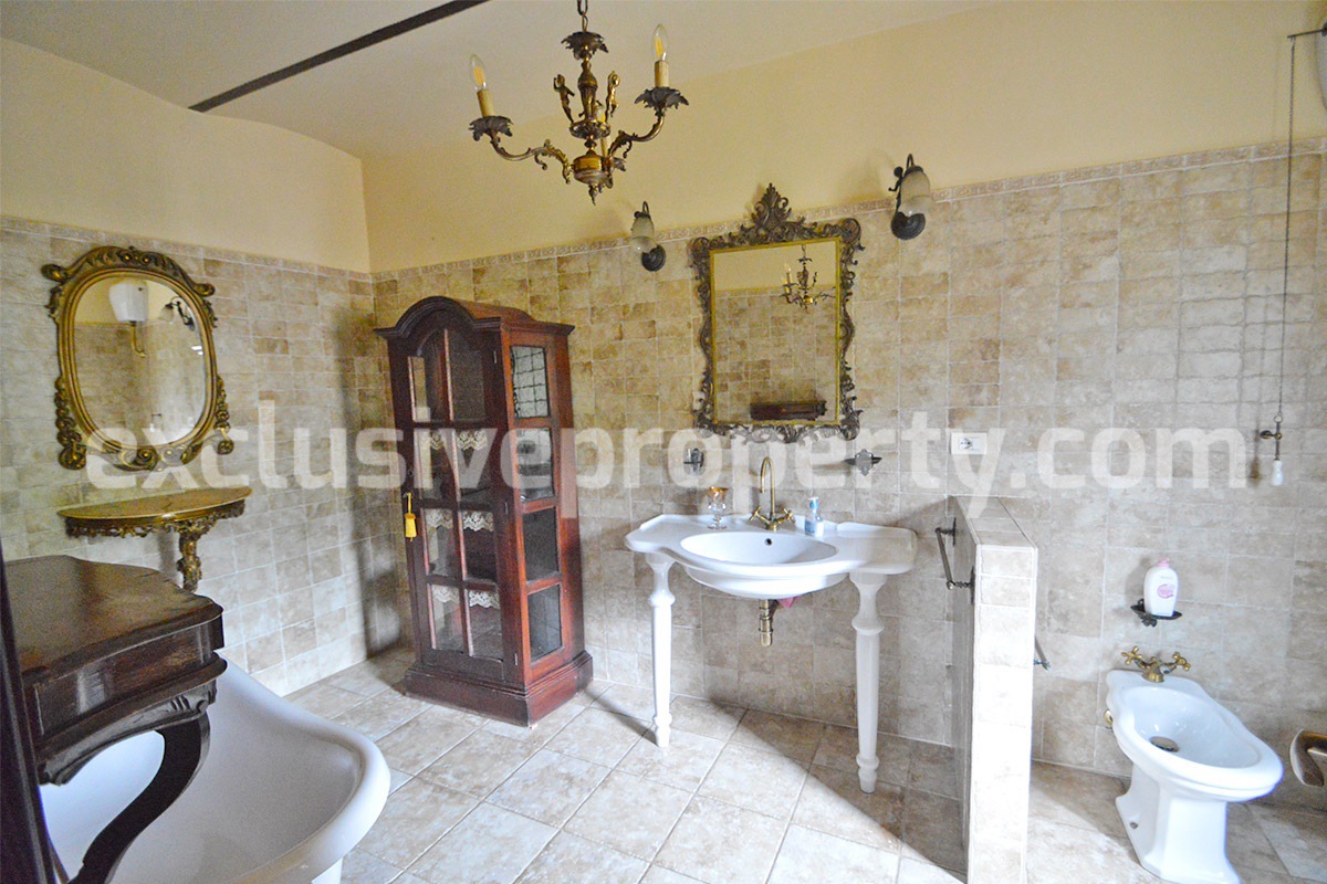 Farm house rustic and elegant taste for sale in Molise - Italy 66